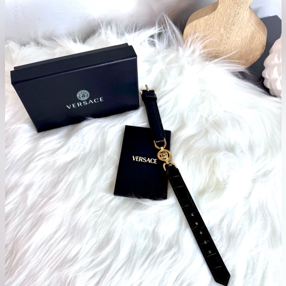 Versace Medusa Head Black Croc 🐊 Embossed Leather Bracelet